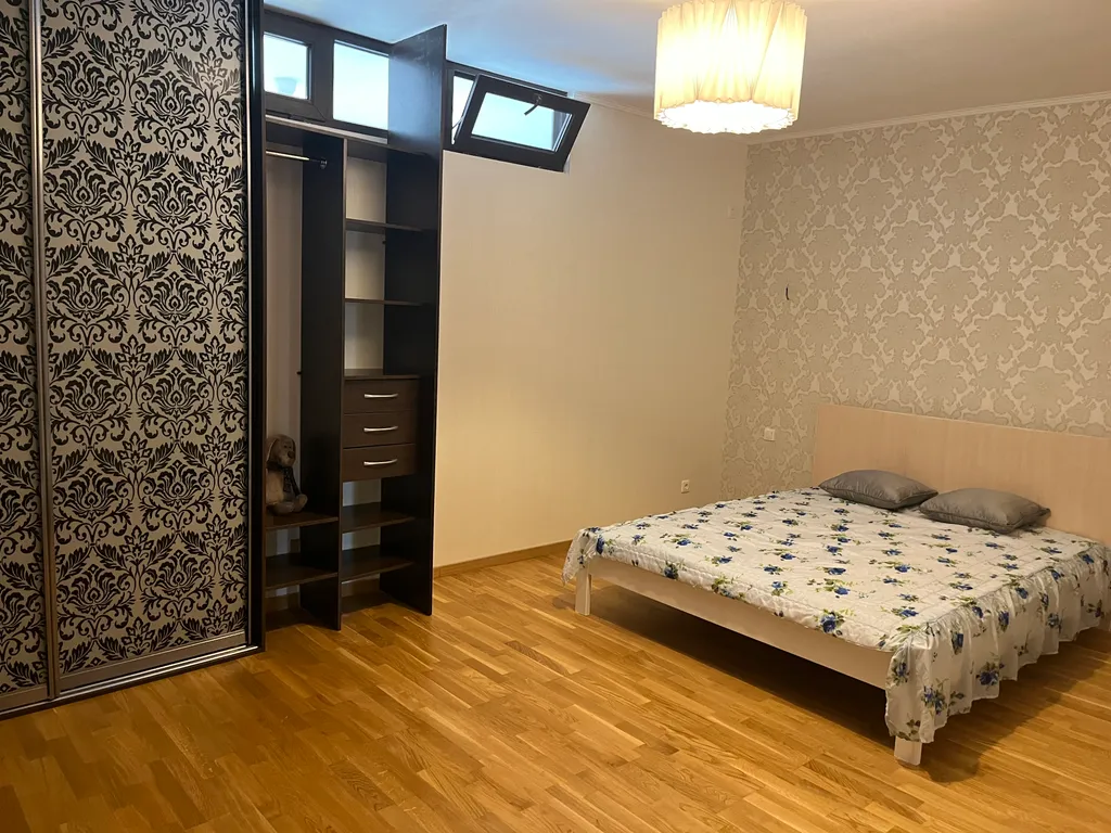 3-х комнатная квартира с новым ремонтом