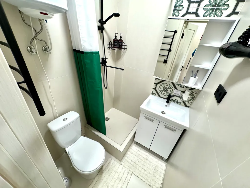 Современная квартира-студия возле ЖД Вокзала