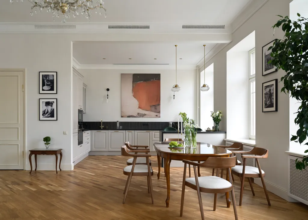 Апартаменты с видом на Невский