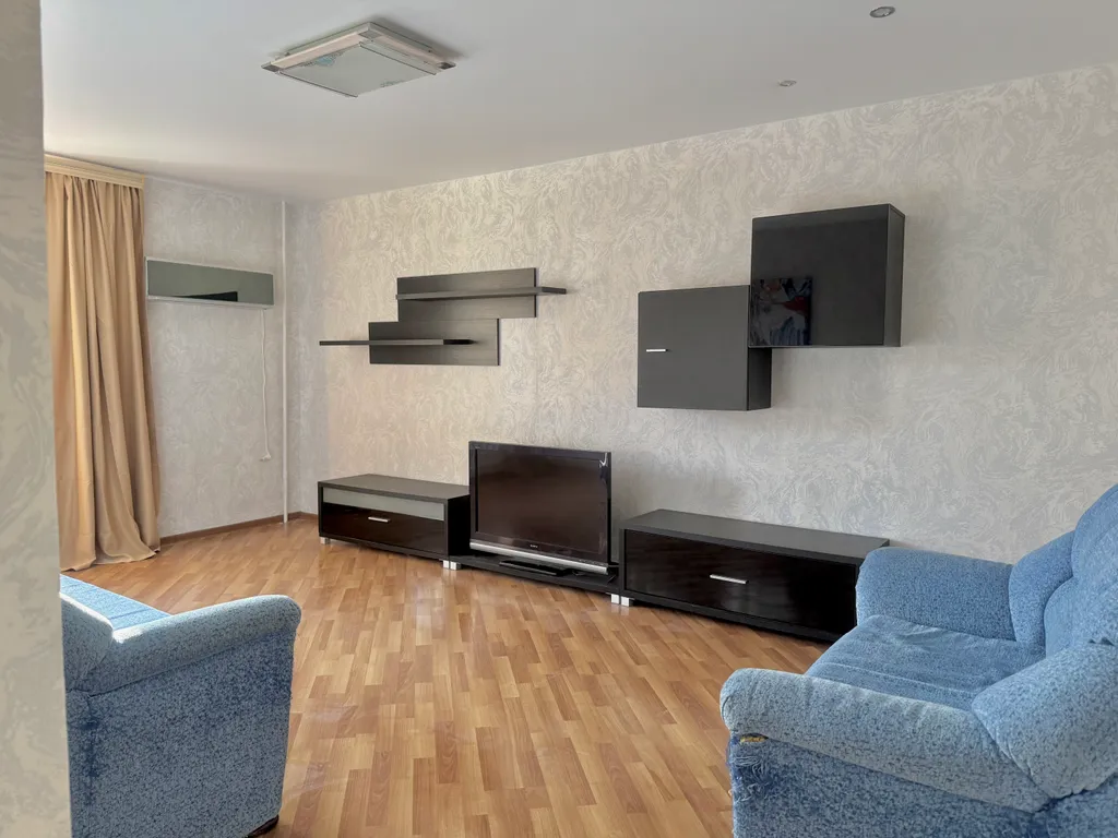 Трехкомнатная в центре