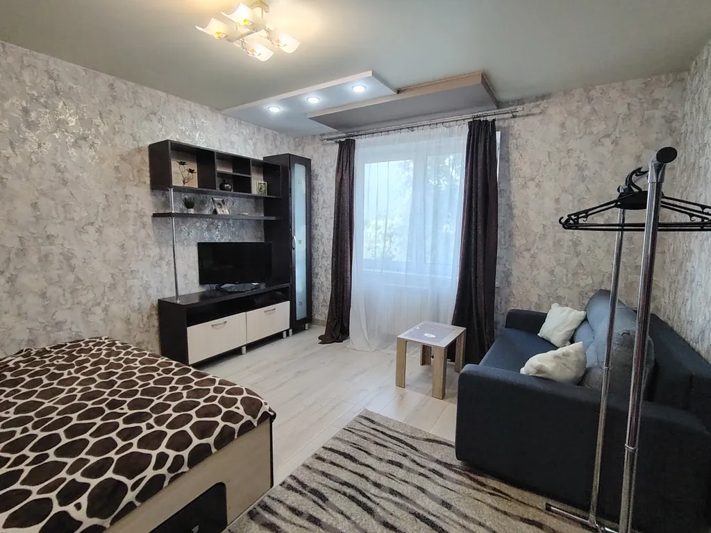 Квартира-студия возле гостиницы Ветразь