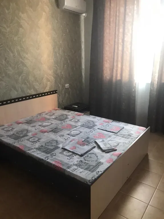 Квартира Двухместный номер с 1 кроватью улучшенный на третьем этаже дома — аренда посуточно в Оленевка