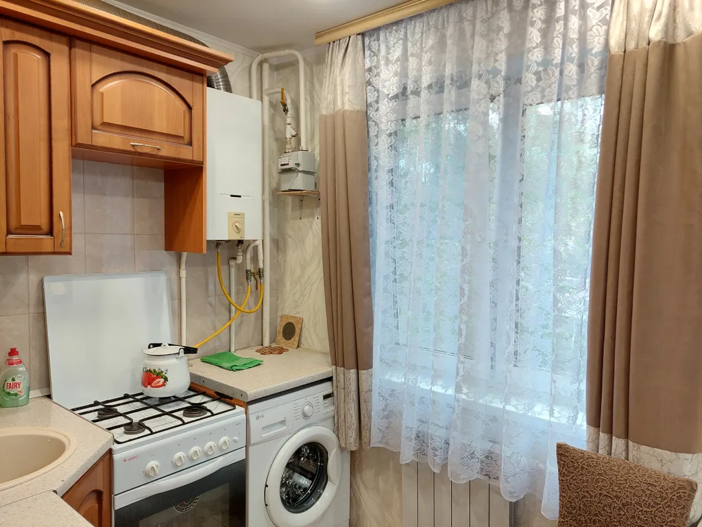 Двушка в центре, у хрустального рынка с новым ремонтом