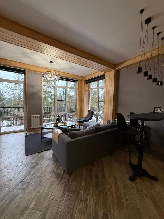 Апартаменты с двумя балконами