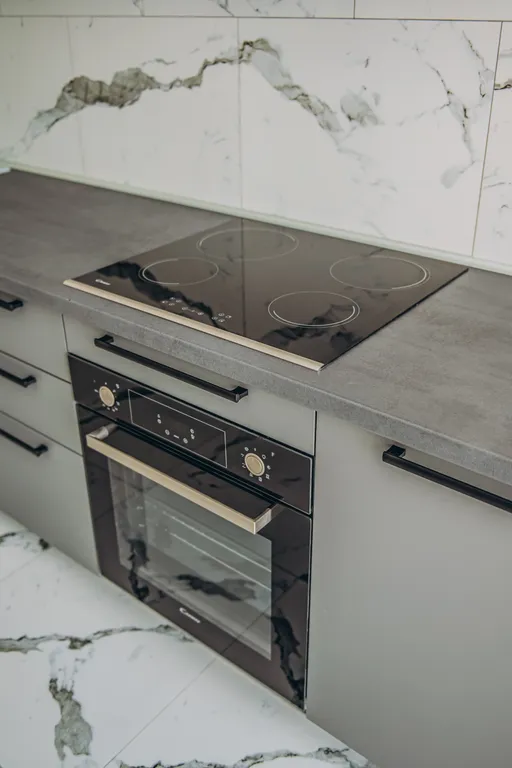 Дизайнерский апартамент с видом на море