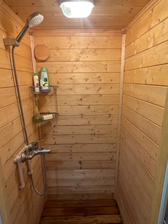 Дом в стиле Барнхаус на берегу реки Ока