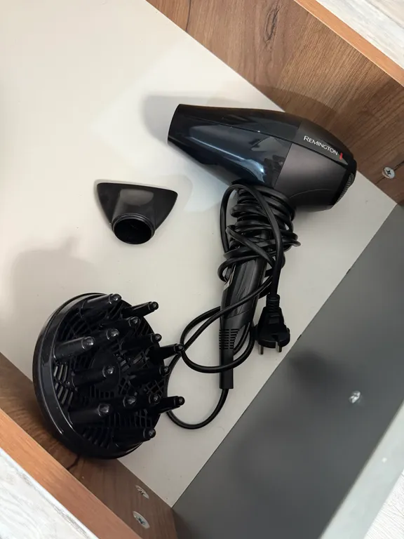 Серый лофт на силуэте