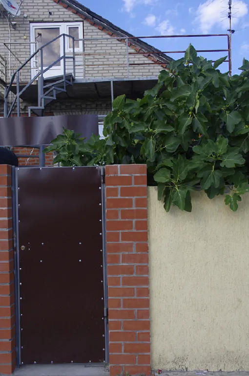 Коттедж Часть дома в центре города — Геленджик