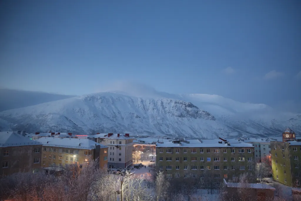 Квартира Квартира в центре с видом на озеро — Кировск