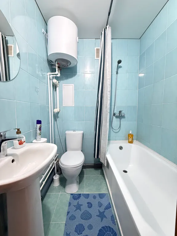 Уютная светлая студия в центре города с видом на набережную