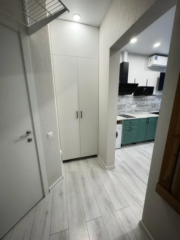 Апартаменты в 3 минутах до моря с видом на море и горы