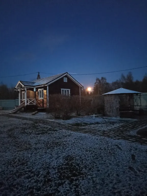 Усадьба на каменной горке