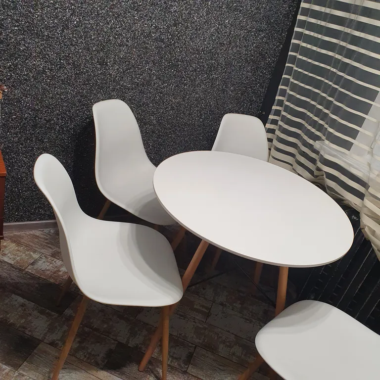 Квартира 3-комнатная Квартира — Калининград