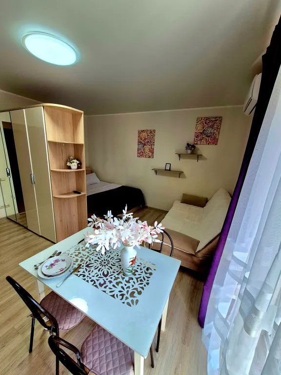 Уютная студия на набережной