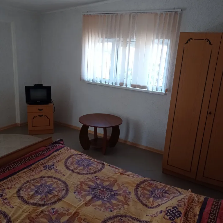 Дом для семьи или большой компании на автомобиле