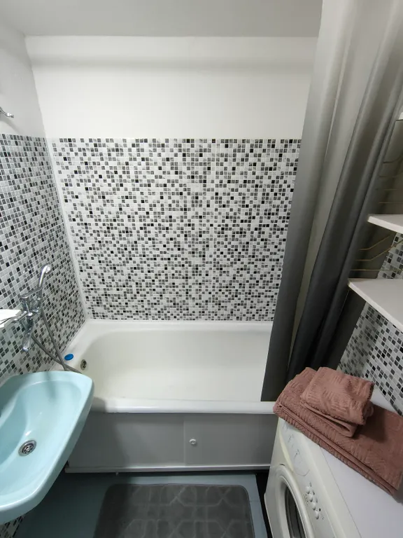 Двухкoмнaтнaя кваpтиpa в центре Сaмаpы