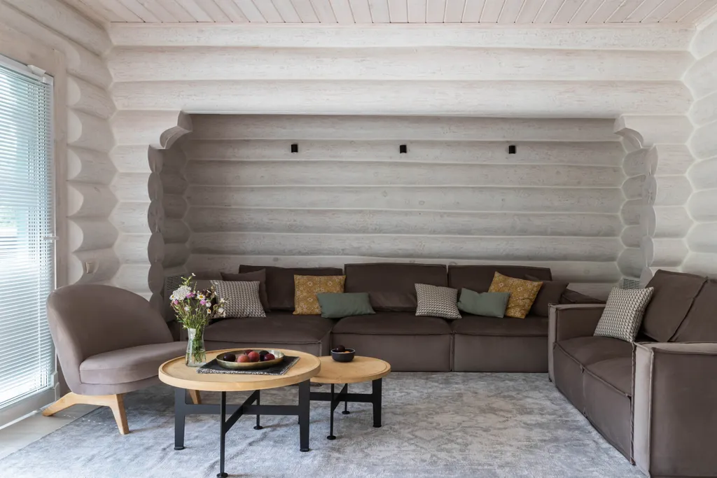 Дом на берегу озера Соро