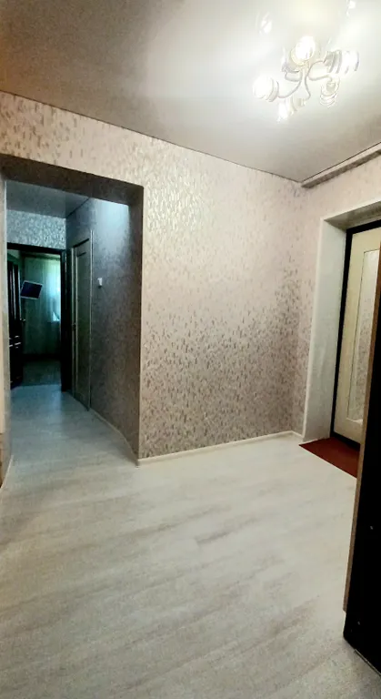 Трёхкомнатная квартира в районе жд вокзала