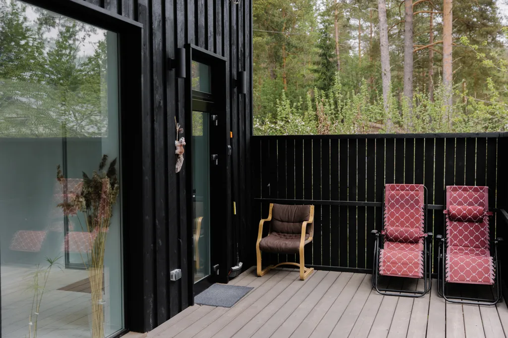 Стильный дом на берегу Ладожского озера с панорамным видом