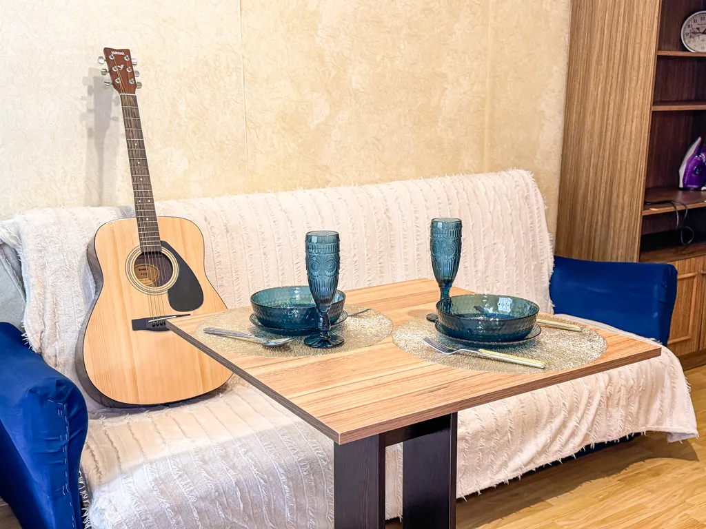 Студия эконом через дорогу от Ушаковки и квадрата, с водой всегда