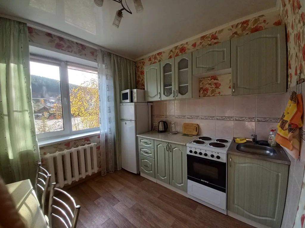 Квартира в центре с видом на горы