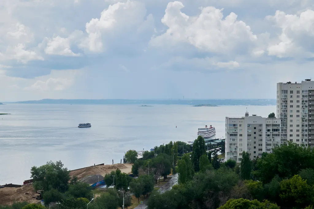 Шикарная квартира на набережной