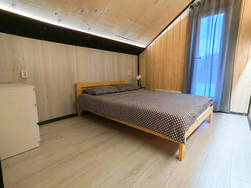 5-комнатный Дом