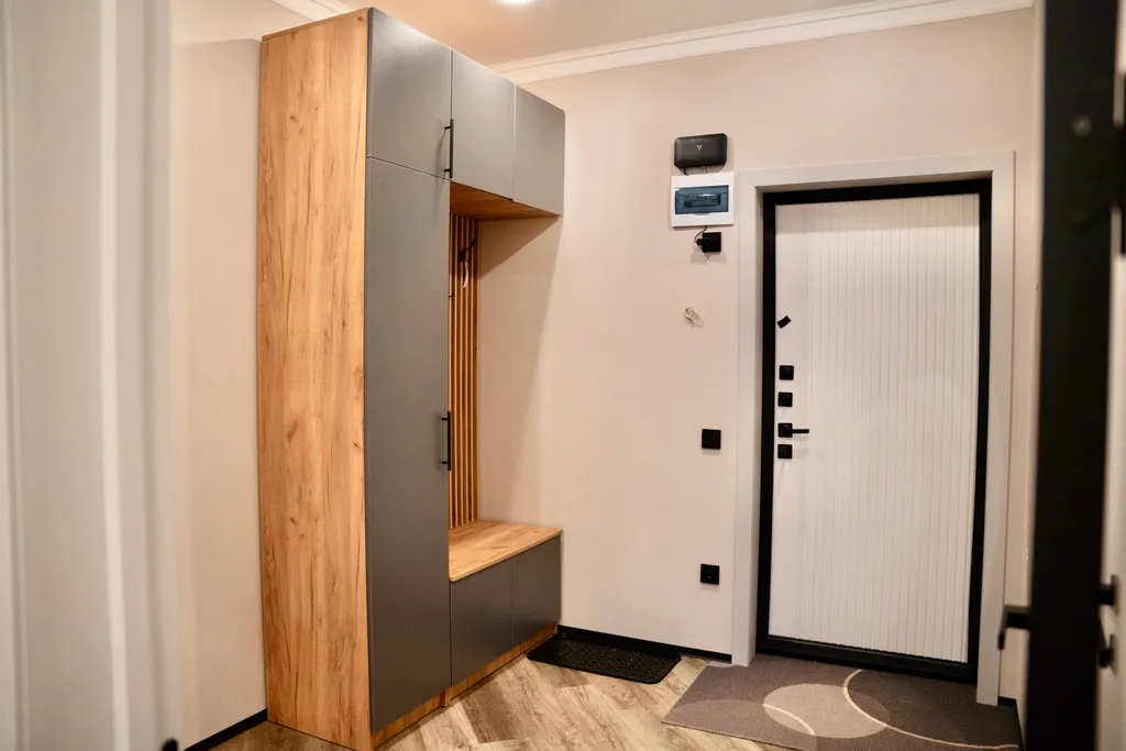 Уютные апартаменты у озера с видом на горы