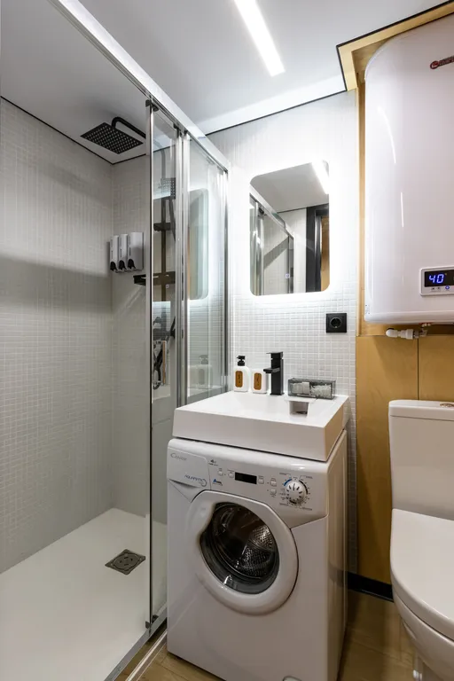 Прекрасный белый домик в Раздолье