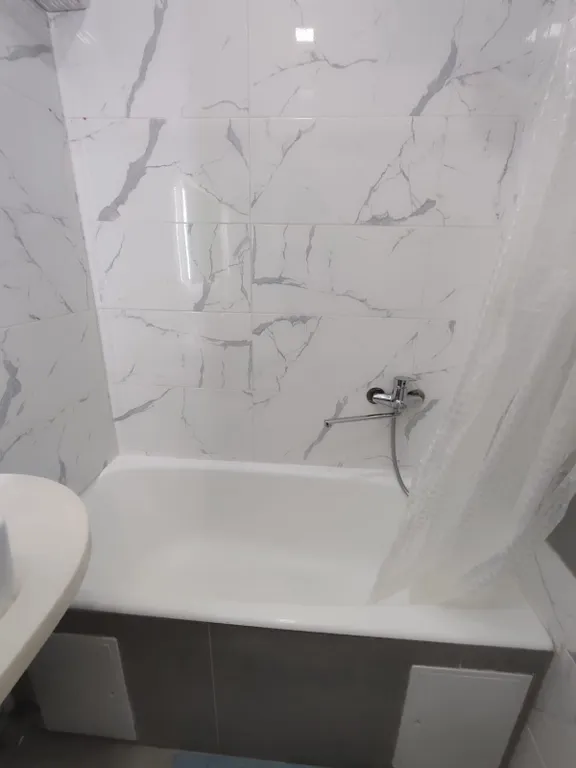 Новая студия в новом доме недалеко от моря