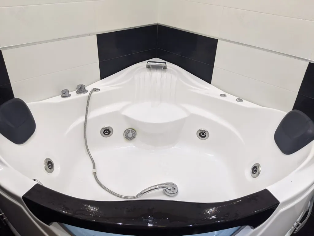 Квартира с джакузи — аренда посуточно в Тбилиси