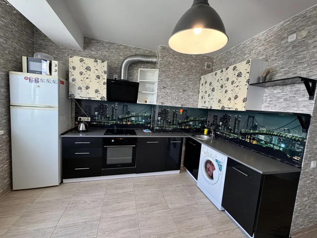 Квартира Уютная и современная квартира — Симферополь