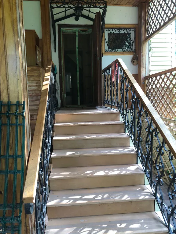 Коттедж на территории базы отдыха Молодёжная у озера Еланчик