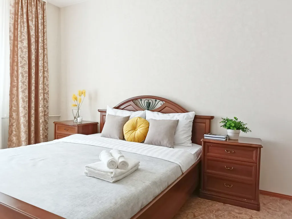 Уютная квартира в новом доме — аренда посуточно в Каменск-Уральский