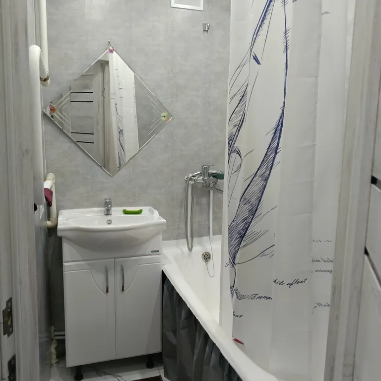 Уютная 2 комнатная квартира в центре города.