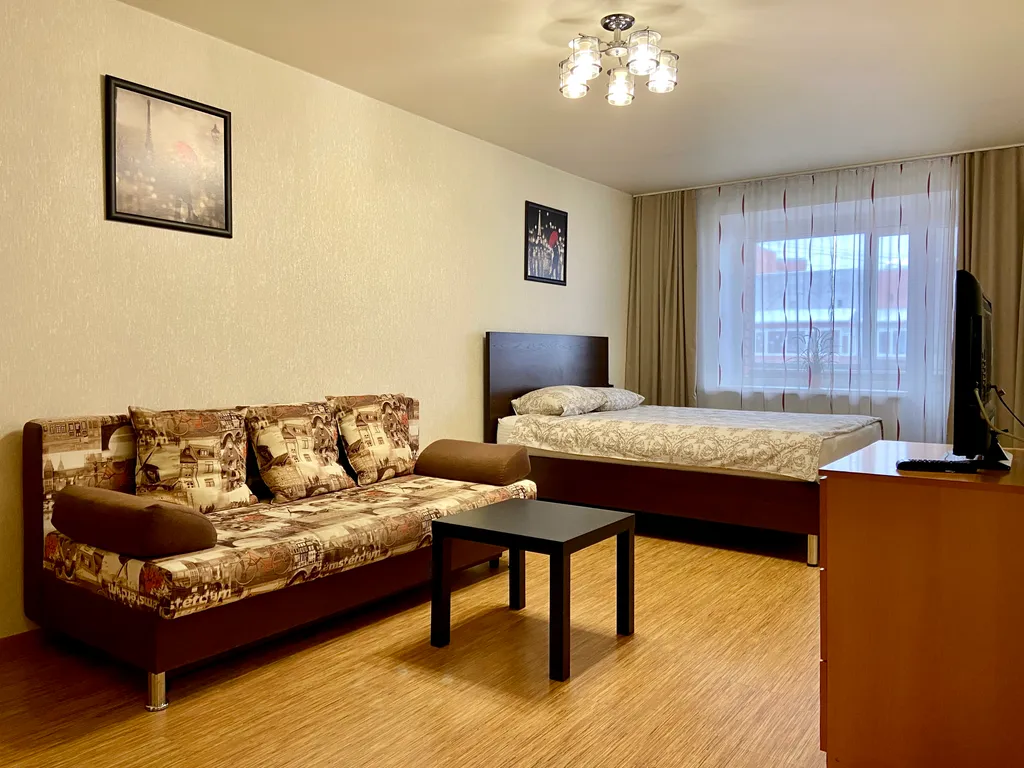 Квартира Апартаменты с балконом — аренда посуточно в Томск