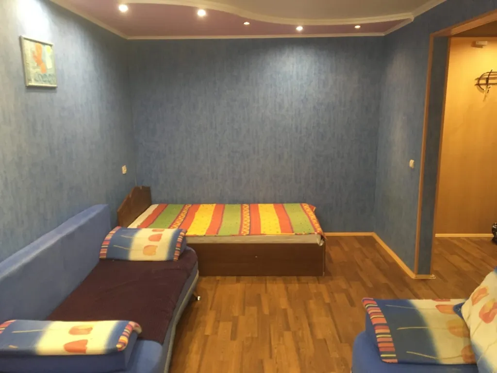 Квартира 2-комнатная квартира с кондиционером в самом центре — Тюмень