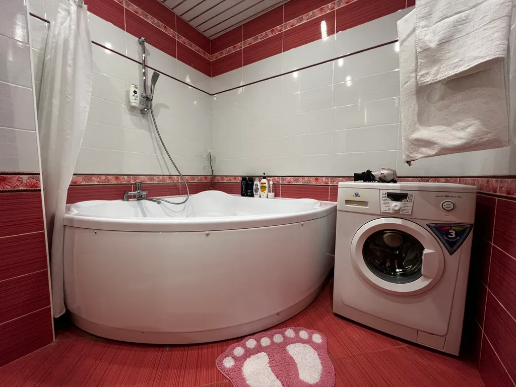 Квартира в центре с красивым видом на колокольню, храм и набережную