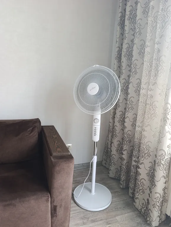 Уютная солнечная квартира в районе Золотого моста