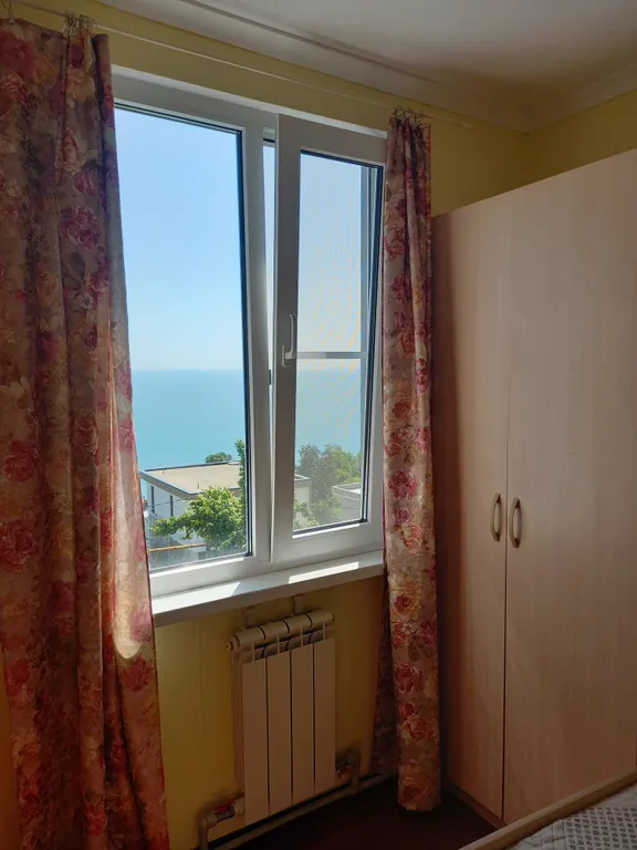 Квартира Квартира Частный сектор. Вид на море. Большой балкон — Сочи