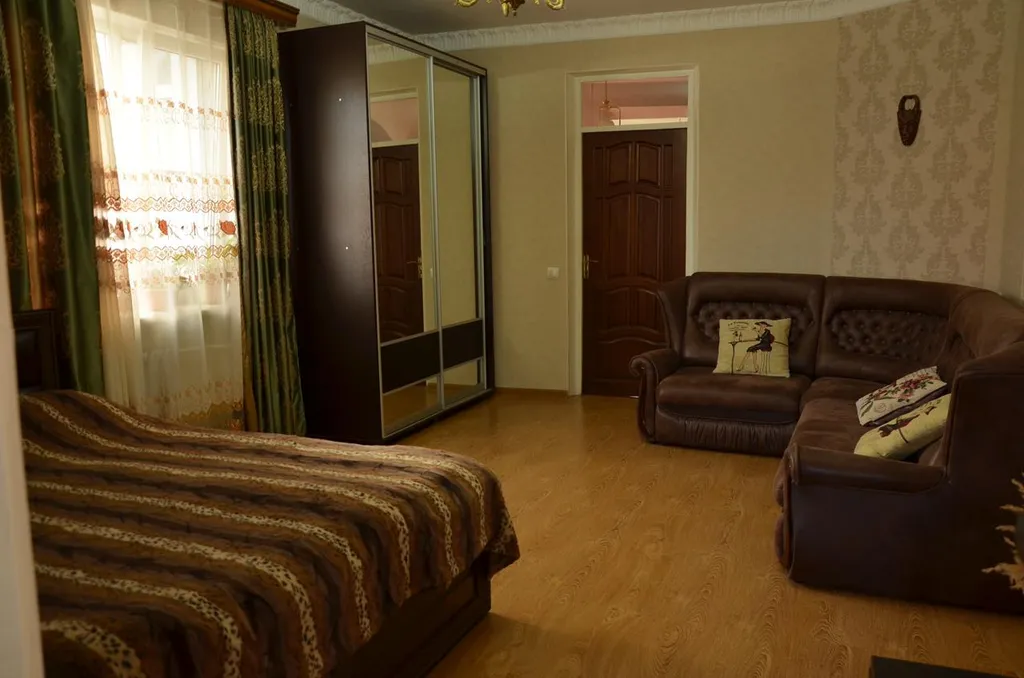 Часть дома с отдельным входом