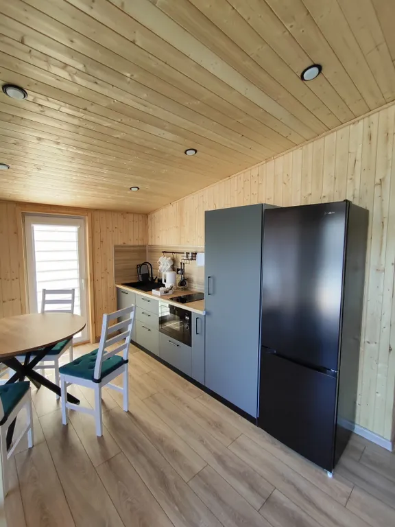 Деревянный уютный дом