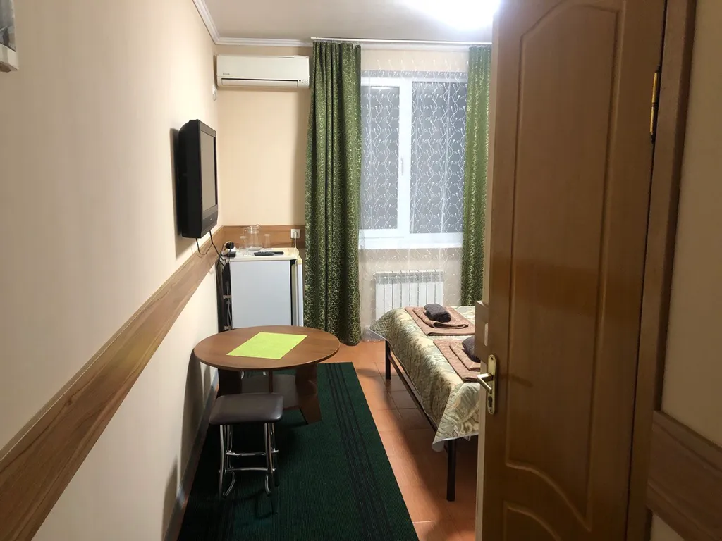 Жилье (посуточно ) на Островского