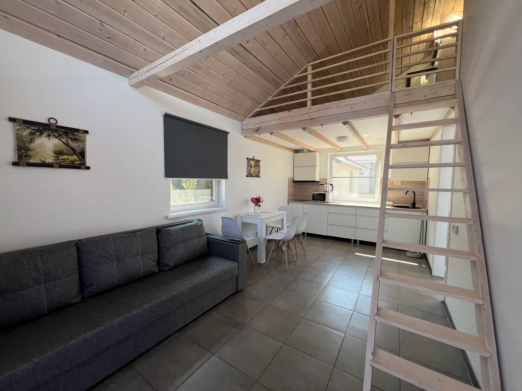 Коттедж Современный и уютным домик на берегу озера — Правдино