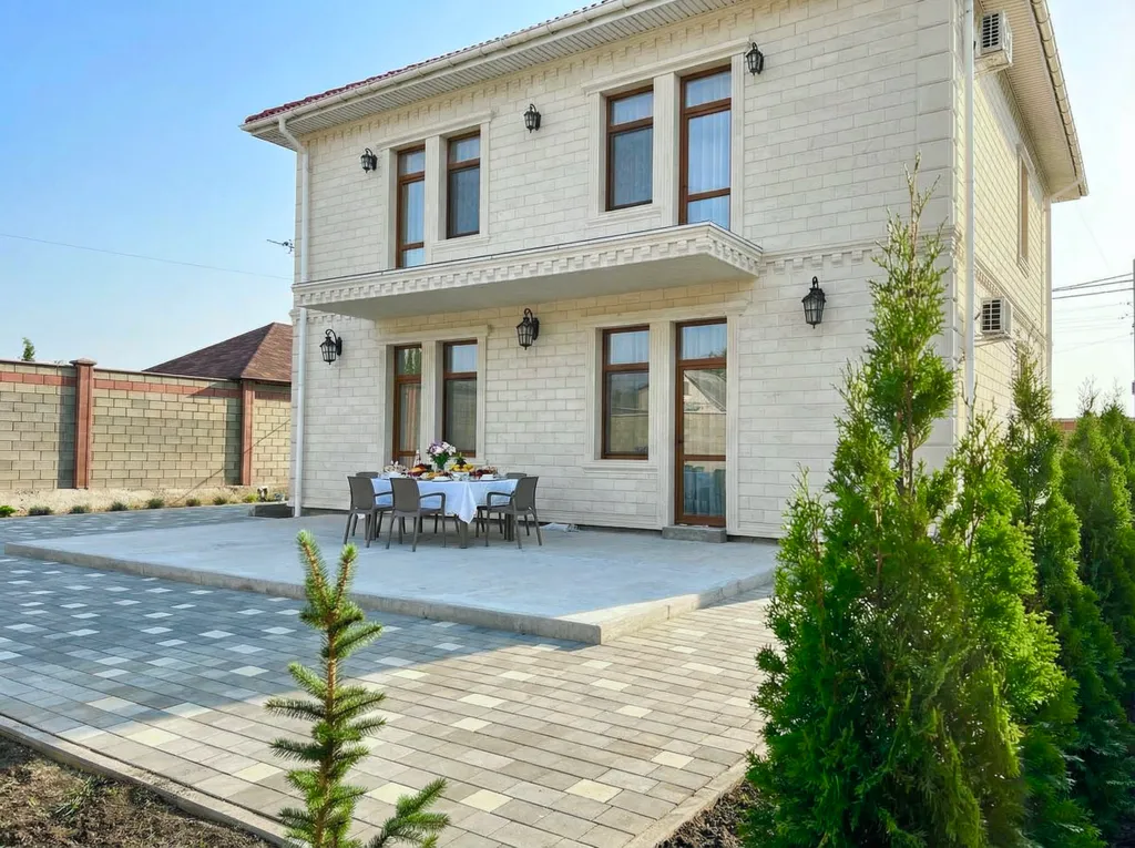 Прекрасный просторный дом для отдыха в лучшем районе