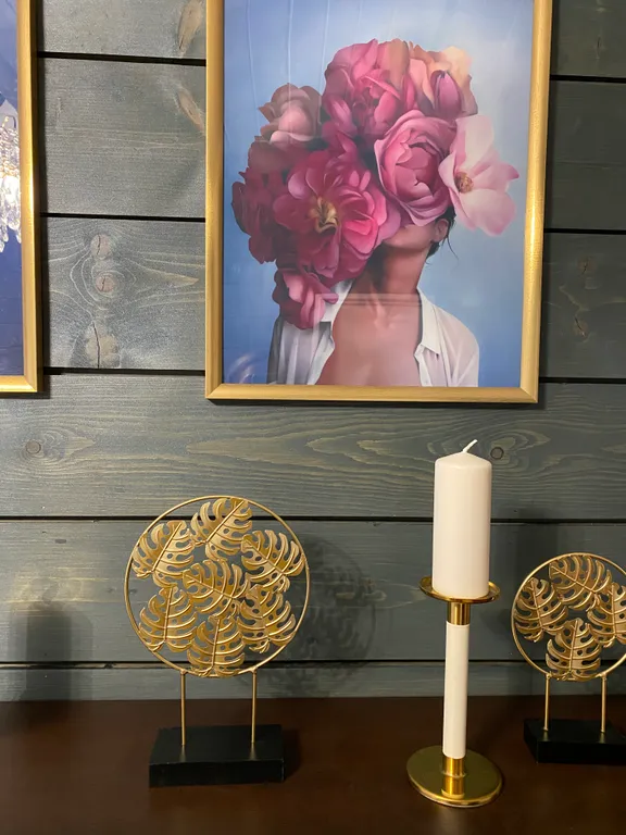 Цветочный домик с камином