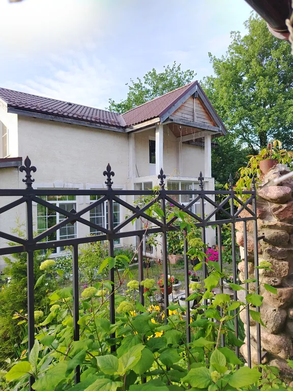 Квартира Уединенная часть дома с садом и барбекю — аренда посуточно в Всеволожск