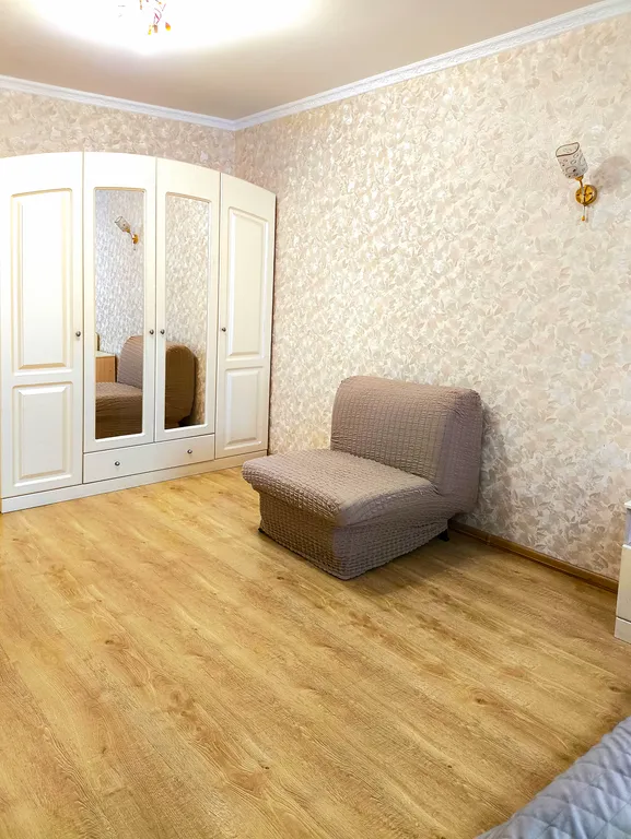 Просторная двухкомнатная квартира с балконом