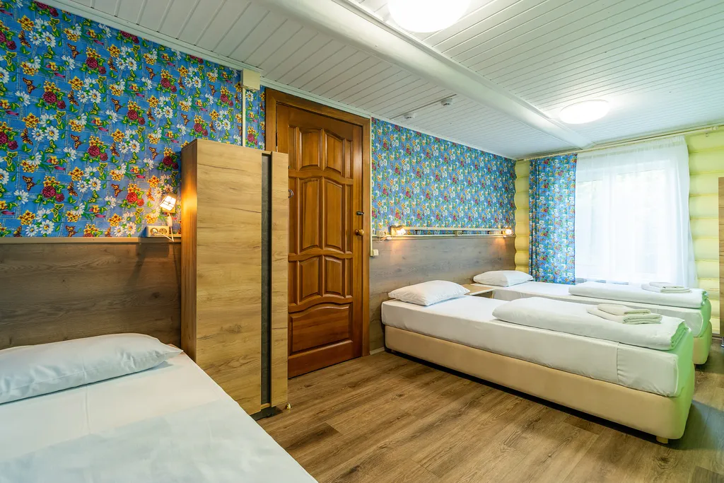 Дом с беседкой с видом на Волгу