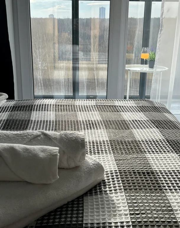 Студия с панорамным видом на Краснопольском проспекте